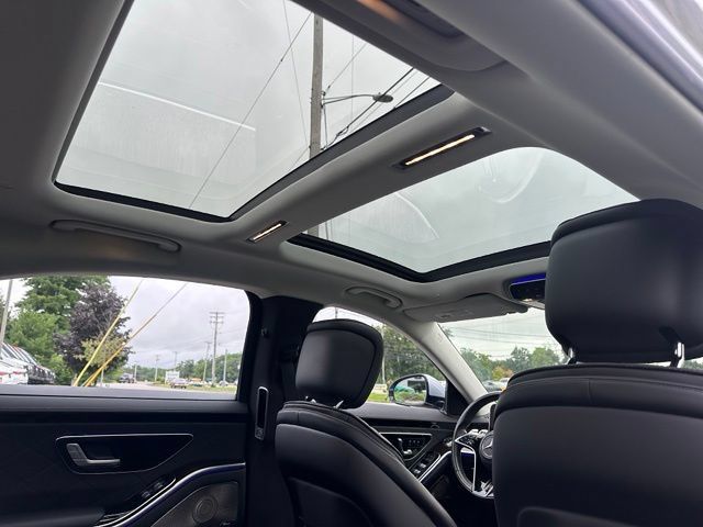 Certified 2022 Mercedes-Benz S 580 4MATIC Sedan image 31