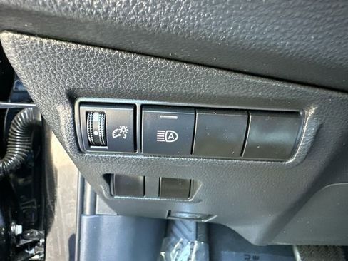 Used 2023 Toyota Corolla Cross LE w/ Moonroof Package AWD/4WD image 31