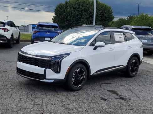 New 2026 Kia Sportage EX w/ EX Panorama Roof Package image 3