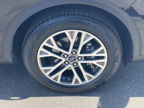 Certified 2022 Ford Escape SEL AWD/4WD image 39