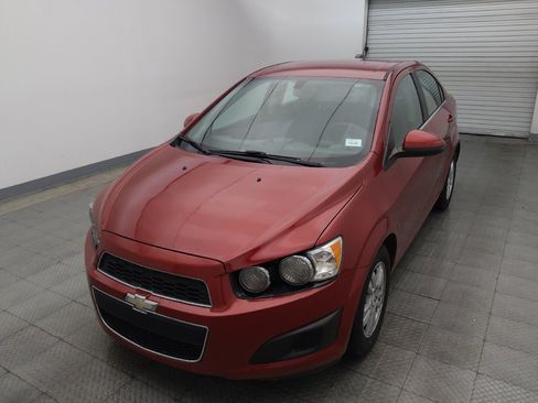 Used 2016 Chevrolet Sonic LT FWD image 15