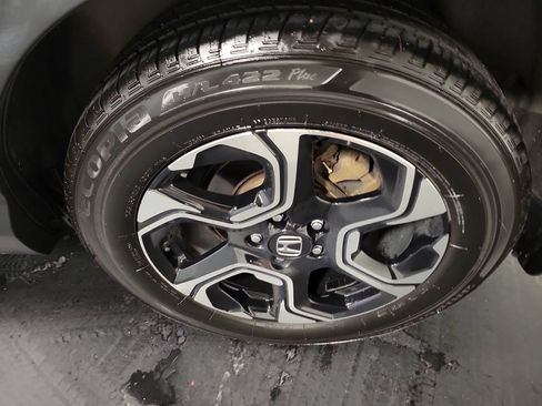 Used 2018 Honda CR-V Touring image 10