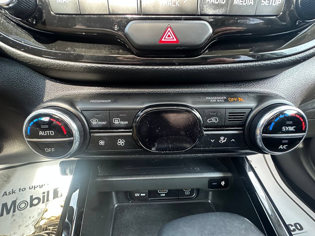 Used 2023 Kia Soul GT-Line FWD image 14