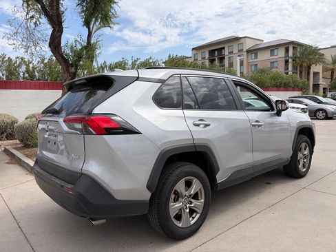 Used 2024 Toyota RAV4 XLE FWD image 2