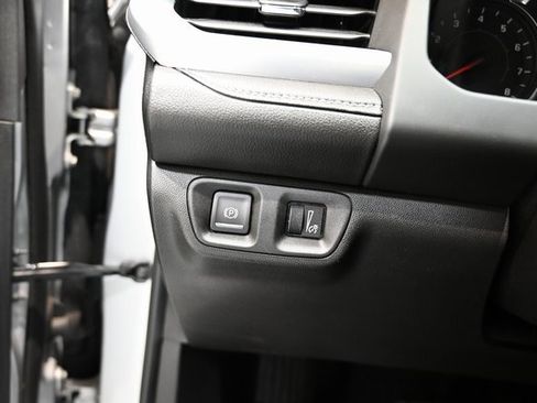 Used 2019 GMC Acadia SLT image 25