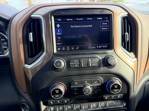 Used 2020 Chevrolet Silverado 2500 High Country w/ Z71 Off-Road Package image 18