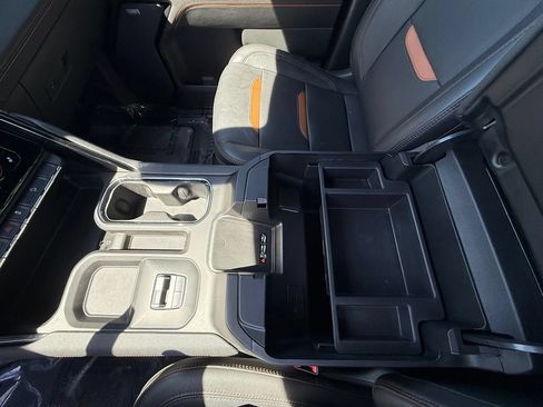 Used 2024 GMC Sierra 3500 AT4 w/ AT4 Premium Plus Package AWD/4WD image 15