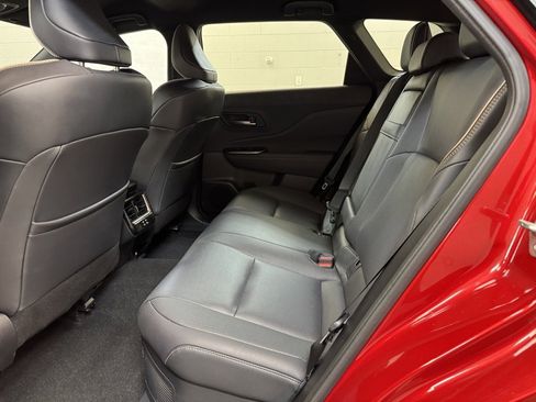 Used 2025 Toyota Crown Signia image 17