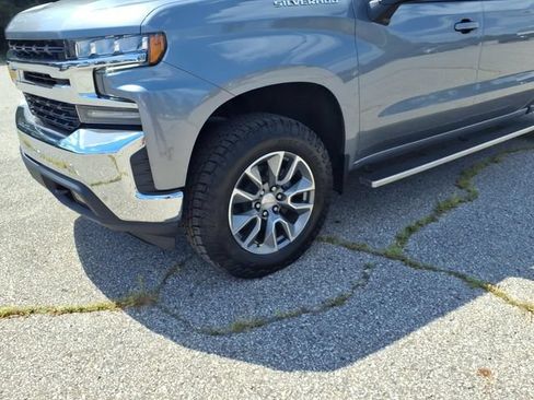 Used 2022 Chevrolet Silverado 1500 LT w/ All Star Edition Plus AWD/4WD image 4