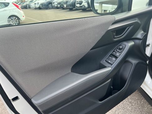 Certified 2024 Subaru Crosstrek 2.0i Premium image 17