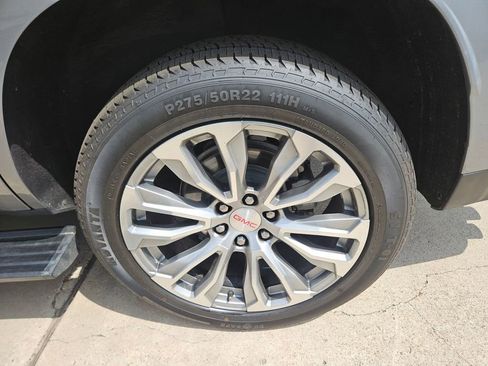 Used 2023 GMC Yukon Denali AWD/4WD image 24