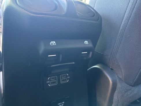 Used 2022 Jeep Wrangler Unlimited Sport w/ Sun And Sound Package image 43