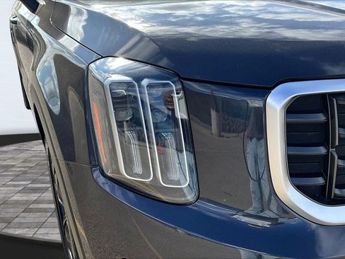 Used 2025 Kia Telluride S FWD image 34