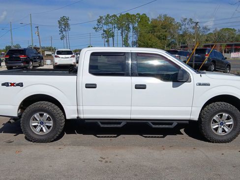 Used 2018 Ford F150 XLT image 7