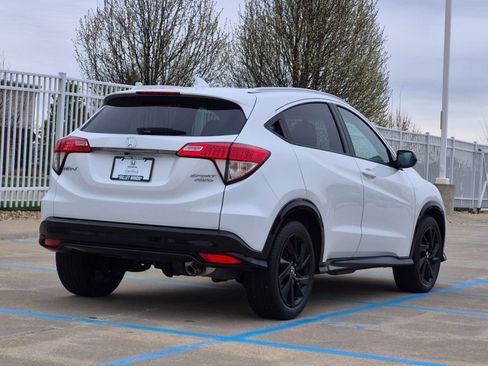 Certified 2022 Honda HR-V Sport image 6