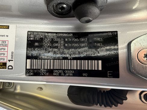 Used 2020 Toyota 4Runner SR5 Premium w/ Moonroof Package AWD/4WD image 51