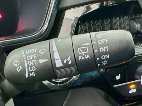 Used 2024 Honda CR-V EX-L image 14