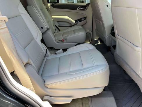 Used 2018 GMC Yukon Denali w/ Denali Ultimate Package AWD/4WD image 22