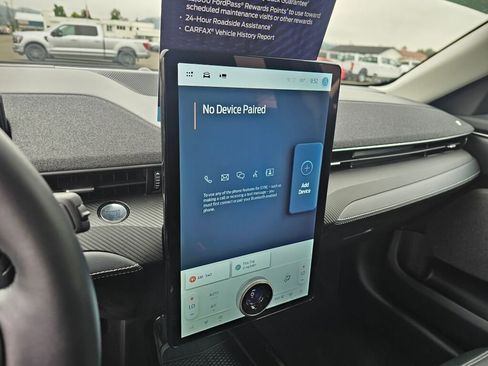 Certified 2024 Ford Mustang Mach-E Premium image 23