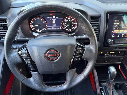 Used 2024 Nissan Frontier PRO-4X w/ Technology Package image 14