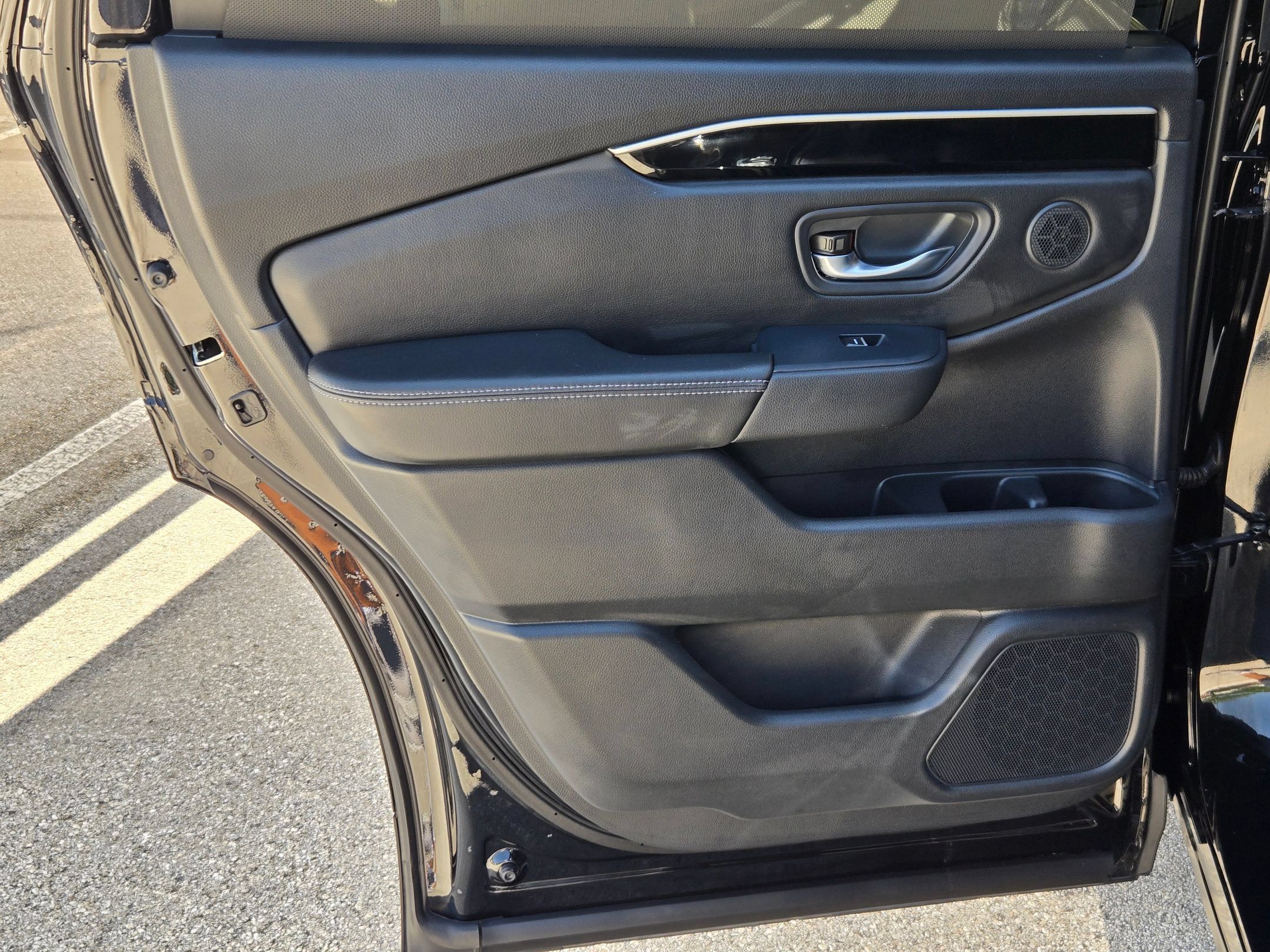 Used 2025 Honda Pilot EX-L image 15