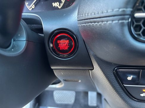 Used 2025 Honda HR-V EX-L image 30