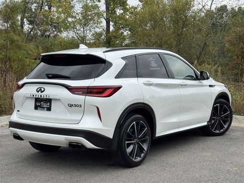 Certified 2025 INFINITI QX50 Sport image 6