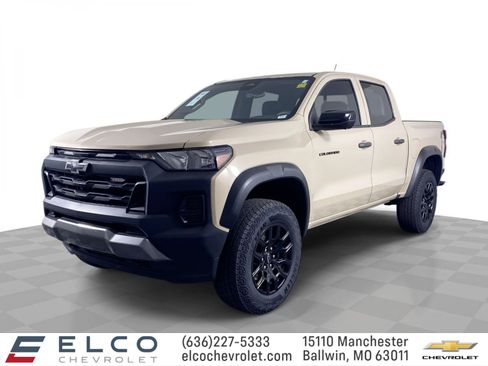 Certified 2023 Chevrolet Colorado Trail Boss w/ Technology Package AWD/4WD image 1