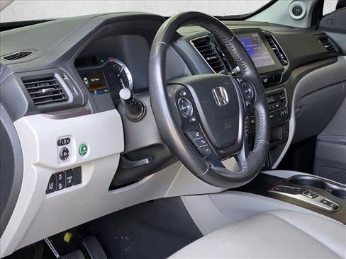 Used 2023 Honda Ridgeline RTL image 9