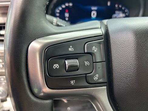 Used 2023 Chevrolet Tahoe Z71 w/ Luxury Package AWD/4WD image 16