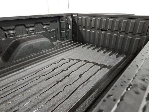 New 2026 Chevrolet Silverado 1500 Custom Trail Boss w/ LPO, Dark Essentials Package AWD/4WD image 13