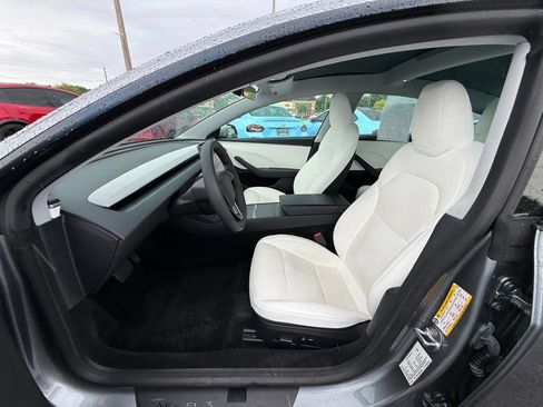 Used 2024 Tesla Model 3 Long Range RWD image 8