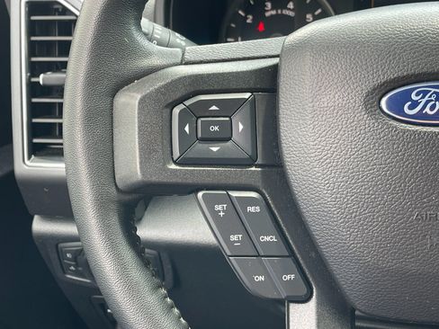 Used 2020 Ford F150 XLT w/ Equipment Group 302A Luxury AWD/4WD image 25