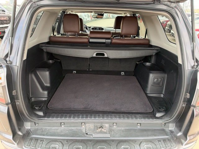 Used 2022 Toyota 4Runner Limited AWD/4WD image 9