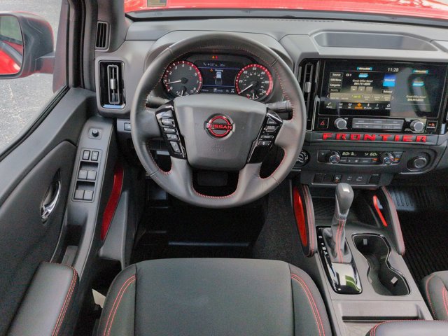 Used 2025 Nissan Frontier PRO-4X w/ Interior Protection Package AWD/4WD image 15