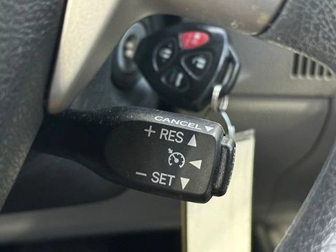 Used 2011 Toyota Corolla LE FWD image 39