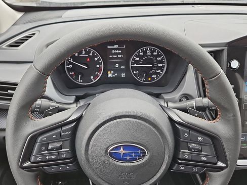 Certified 2025 Subaru Crosstrek 2.5i Limited w/ Crosstrek Mirror Package AWD/4WD image 14