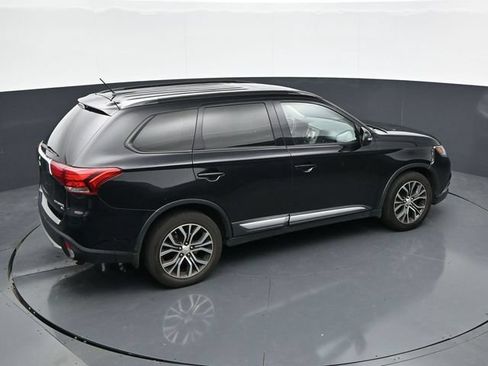 Used 2016 Mitsubishi Outlander AWD image 28