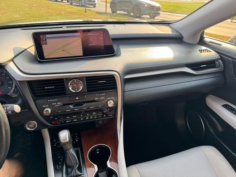 Used 2018 Lexus RX 350L FWD image 29