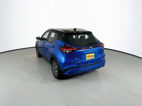 Used 2023 Nissan Kicks SV FWD image 7