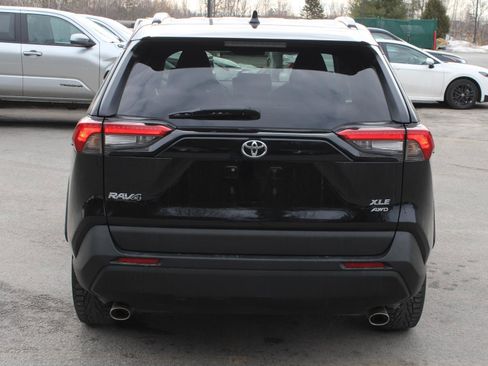 Used 2023 Toyota RAV4 XLE w/ XLE Grade Weather Package image 6