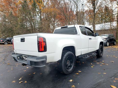 Used 2016 Chevrolet Colorado W/T w/ WT Convenience Package image 5