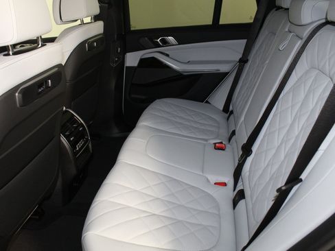 New 2026 BMW X5 xDrive40i w/ M Sport Package image 21