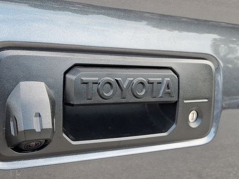 Used 2023 Toyota Tacoma SR5 AWD/4WD image 29