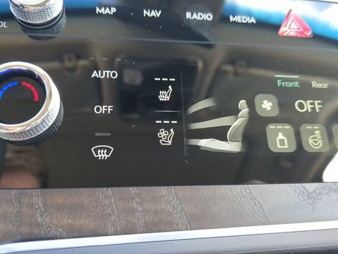 New 2026 Genesis GV80 2.5T Advanced image 22