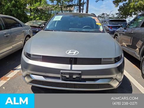 Used 2025 Hyundai Ioniq 5 Limited image 3