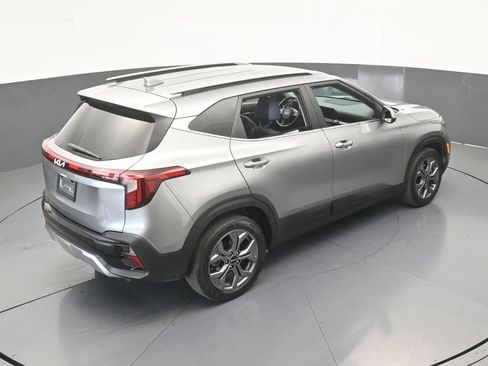 Used 2024 Kia Seltos S FWD image 47