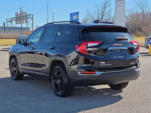 Used 2024 GMC Terrain AT4 w/ Infotainment Package II image 4