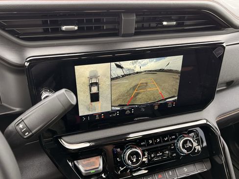 New 2026 GMC Sierra 2500 AT4 w/ AT4 Premium Plus Package image 16