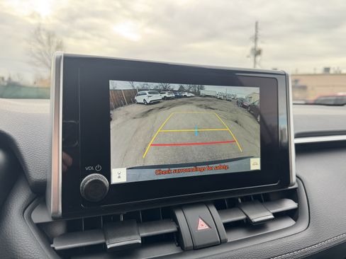 Certified 2025 Toyota RAV4 XLE image 25